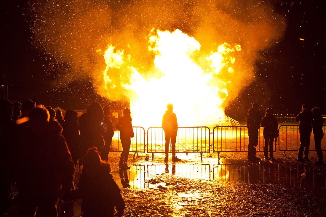 Warwick Town Fireworks and Bonfire 2012 by Esme Fletcher Photography